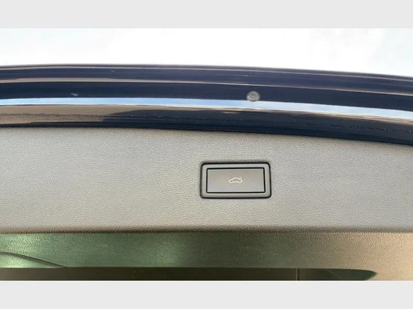 Volkswagen Tiguan (2022) — foto 21 van 29