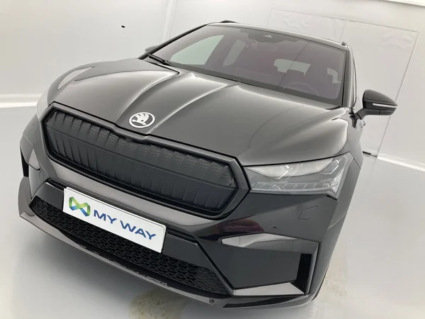 SKODA Enyaq (2022) — foto 28 van 35