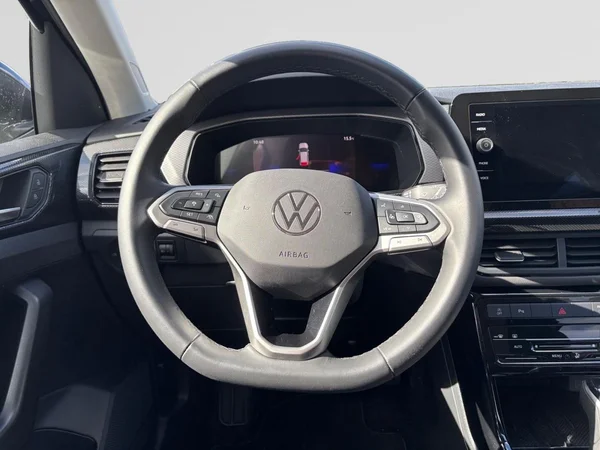 VOLKSWAGEN T-Cross (2026) — foto 13 van 16
