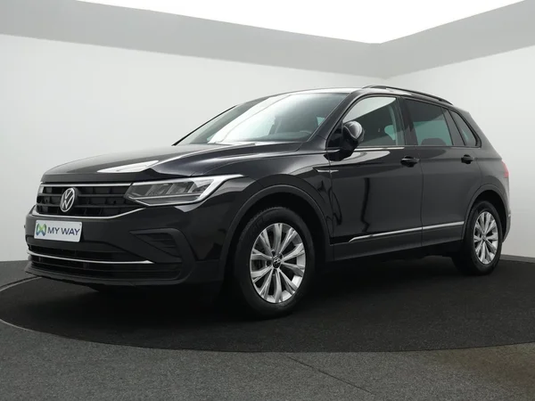 VOLKSWAGEN Tiguan (2022) — foto 1 van 25
