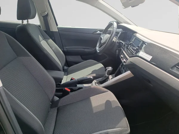 VOLKSWAGEN Polo (2023) — foto 21 van 21