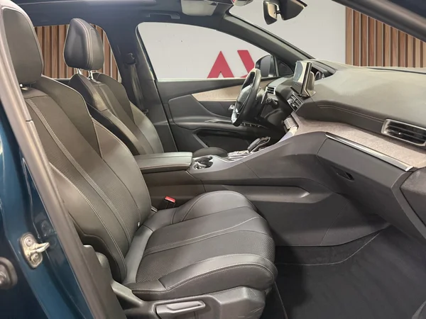Peugeot 3008 (2022) — foto 21 van 30
