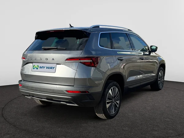 SKODA Karoq (2025) — foto 12 van 21