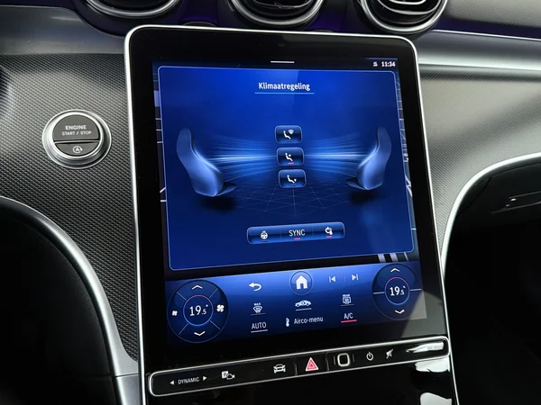 MERCEDES C 180 (2022) — foto 17 van 30