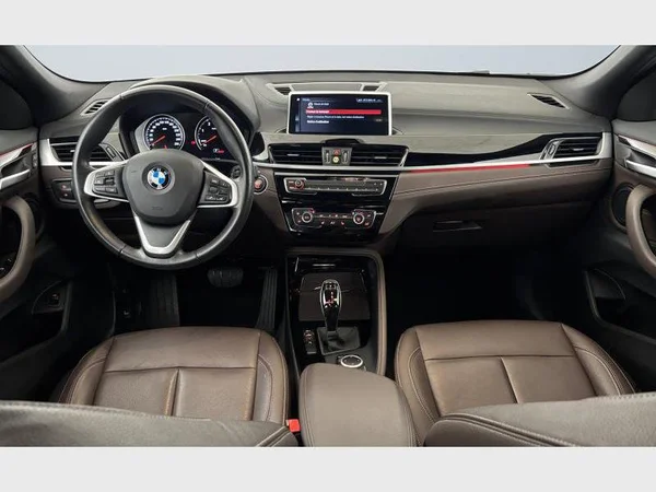 BMW X2 (2021) — foto 2 van 25