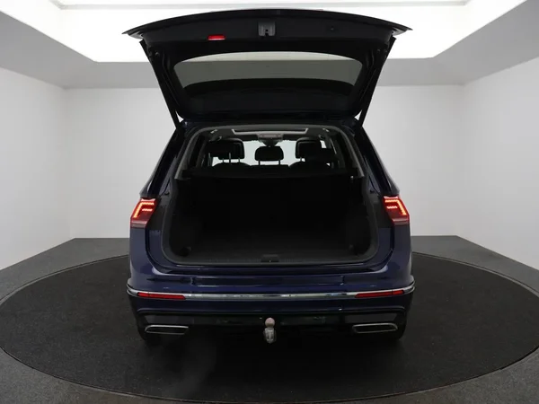 Volkswagen Tiguan Allspace (2021) — foto 25 van 31