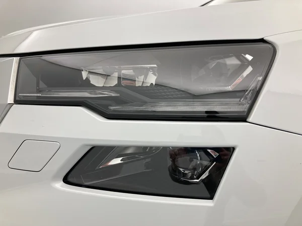 SKODA Karoq (2023) — foto 5 van 36