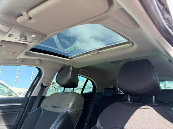 RENAULT Mégane Berline Phase II Dsl (2023) — foto 22 van 31
