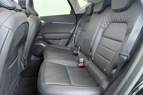 Renault Captur (2020) — foto 19 van 20