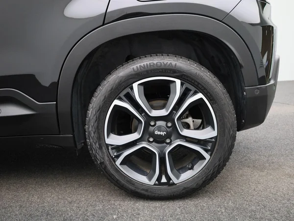 Jeep Avenger (2023) — foto 7 van 40