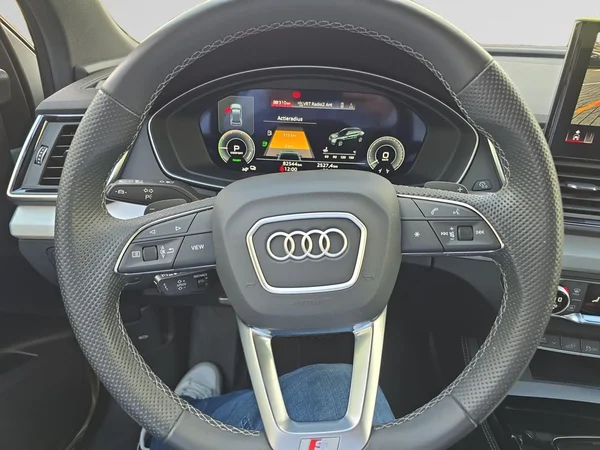 AUDI Q5 Sportback PHEV (2022) — foto 15 van 17