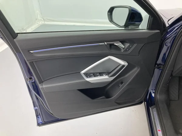 AUDI Q3 (2022) — foto 15 van 39