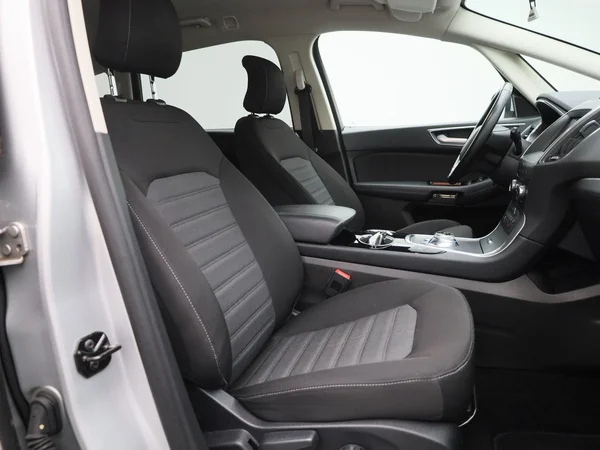 Ford S-Max (2022) — foto 29 van 41