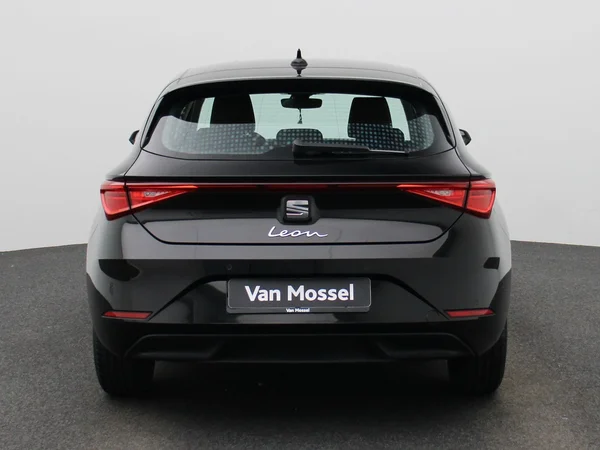 SEAT Leon (2023) — foto 34 van 37