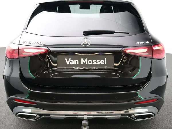 Mercedes-Benz GLC (2024) — foto 19 van 35