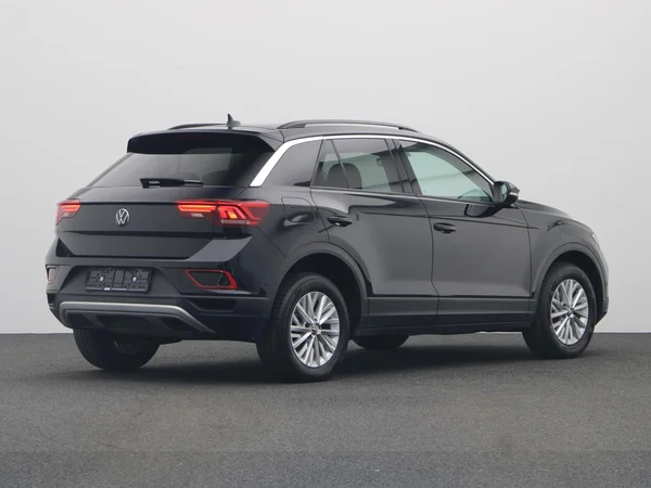 VOLKSWAGEN T-Roc (2022) — foto 12 van 20