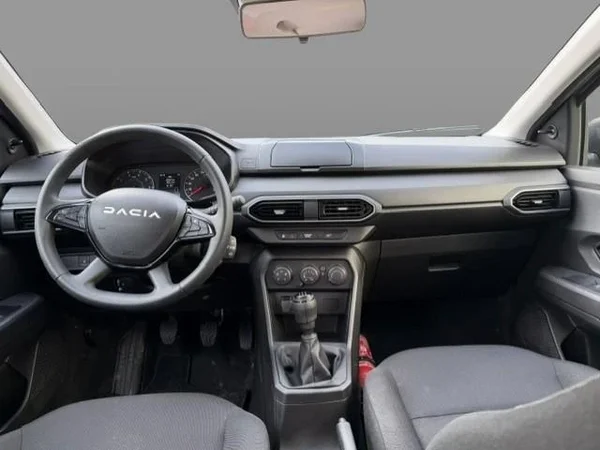 Dacia Sandero (2024) — foto 2 van 15