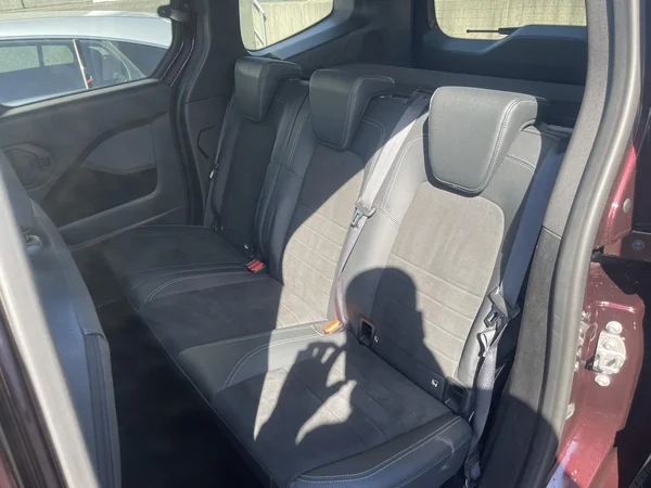 Mercedes-Benz T-Klasse (2024) — foto 15 van 15