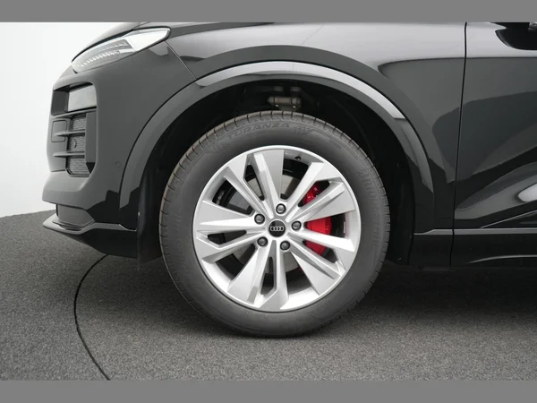 AUDI Q6 Sportback e-tron (2025) — foto 29 van 32