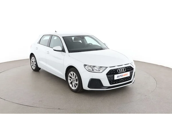 Audi A1 (2019) — foto 14 van 16
