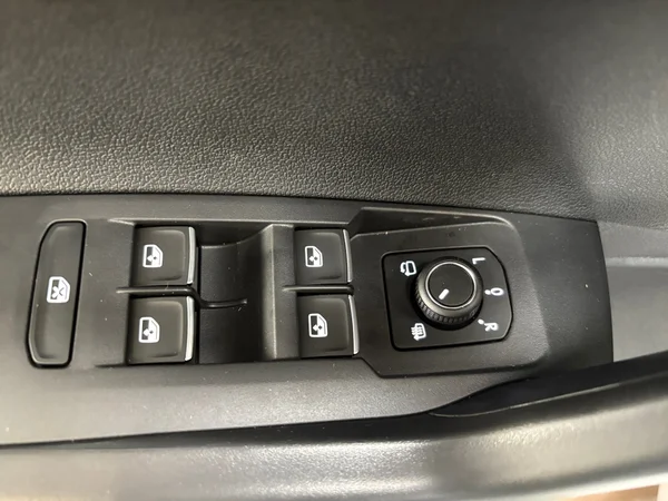 VOLKSWAGEN Taigo (2025) — foto 6 van 15