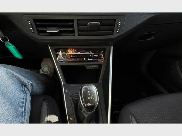 Volkswagen POLO (2023) — foto 10 van 20