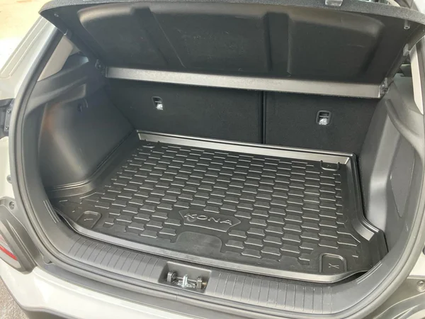 HYUNDAI Kona (2019) — foto 3 van 24