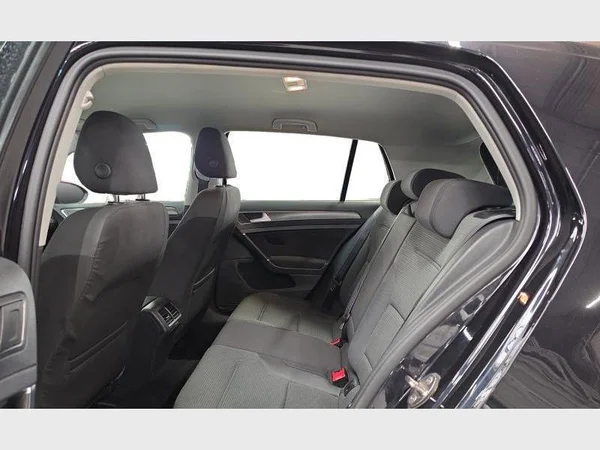 Volkswagen Golf VII (2019) — foto 4 van 30