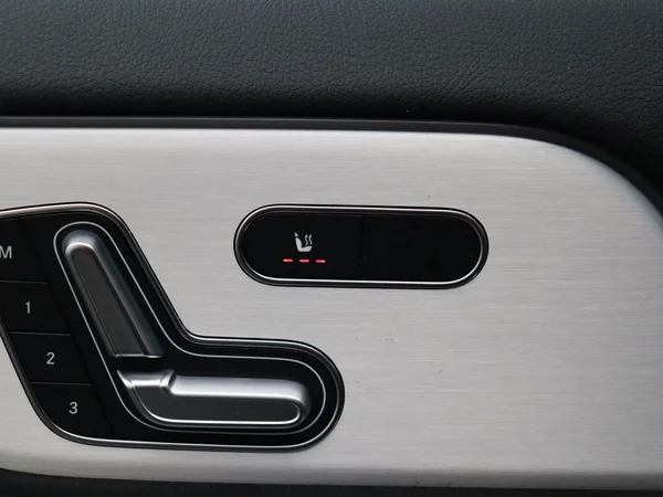 Mercedes-Benz GLA (2025) — foto 35 van 35
