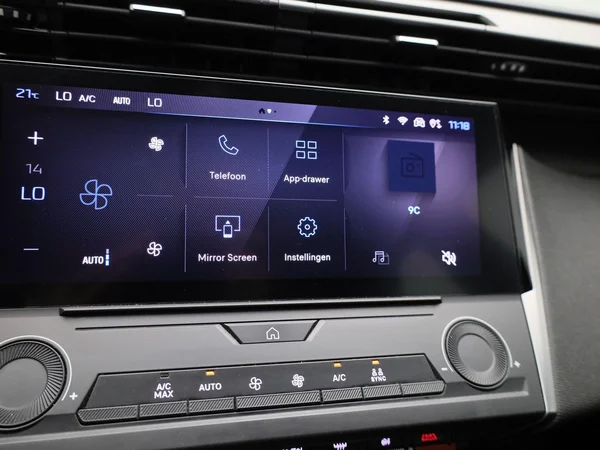 Peugeot 308 (2022) — foto 10 van 37