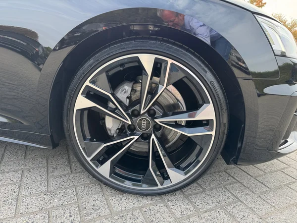 AUDI A5 Sportback (2025) — foto 15 van 24