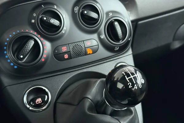 Fiat 500 (2023) — foto 11 van 25