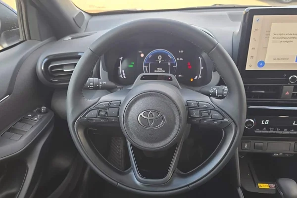 Toyota Yaris Cross Hybrid (HEV) (2026) — foto 6 van 26