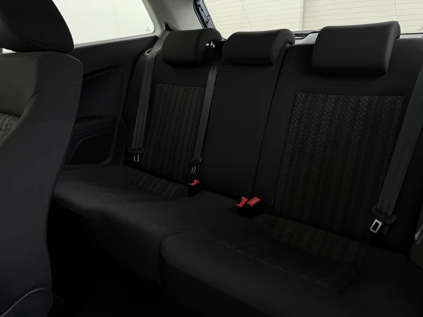 VOLKSWAGEN Polo (2017) — foto 5 van 20