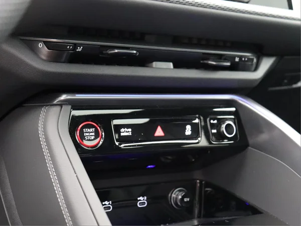 AUDI Q5 Sportback (2025) — foto 3 van 21