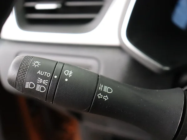 RENAULT Captur (2021) — foto 16 van 30