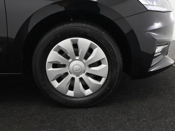 SKODA Fabia (2024) — foto 12 van 29
