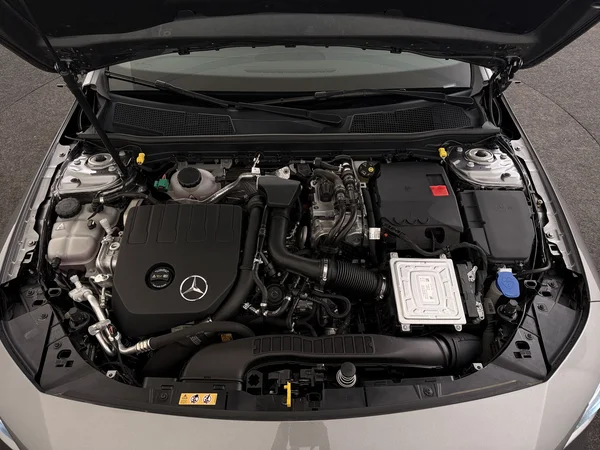MERCEDES CLA 250 (2022) — foto 6 van 31