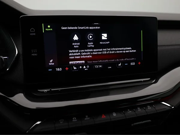 SKODA Octavia Combi PHEV (2022) — foto 13 van 23