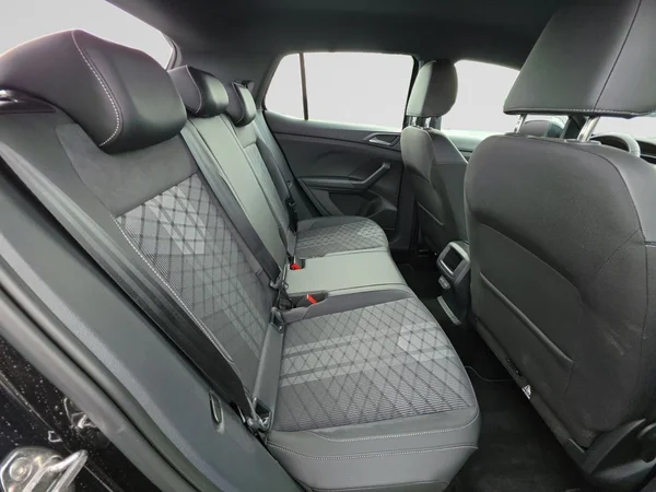 VOLKSWAGEN T-Cross (2024) — foto 11 van 24
