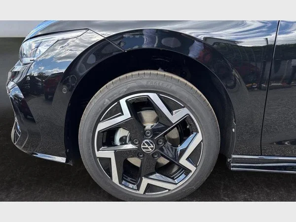 VOLKSWAGEN GOLF (2026) — foto 23 van 23