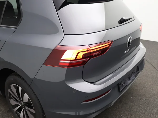 VOLKSWAGEN Golf VIII (2026) — foto 20 van 22
