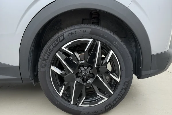 Peugeot 3008 (2025) — foto 15 van 18