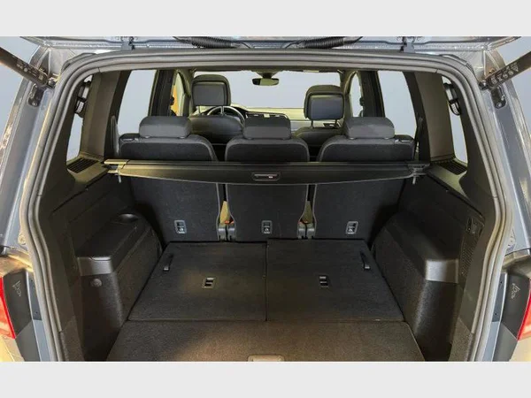 Volkswagen Touran (2024) — foto 25 van 32