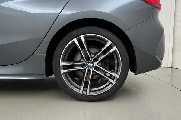 BMW 1 Hatch (F40) (2021) — foto 19 van 22