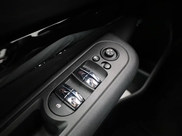MINI Clubman (2023) — foto 17 van 48