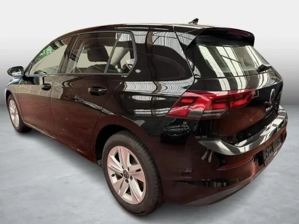 Volkswagen Golf (2024) — foto 15 van 17