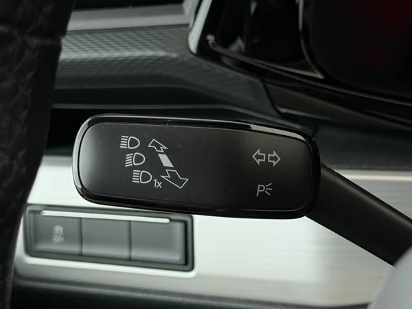 VOLKSWAGEN California (2021) — foto 15 van 26