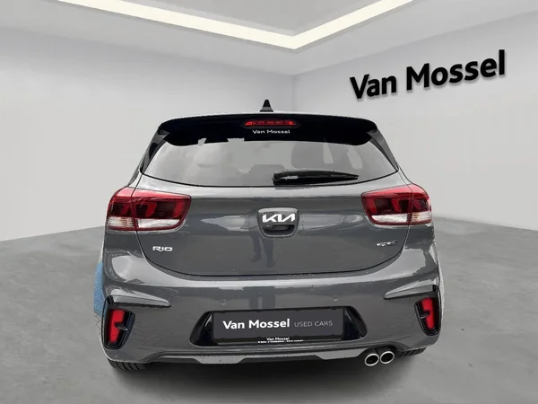 Kia Rio (2023) — foto 13 van 19