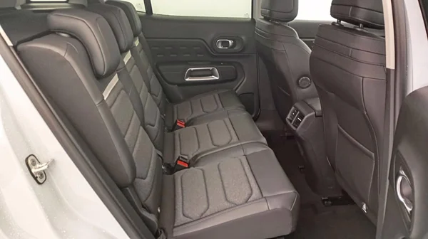 Citroen C5 Aircross (2024) — foto 15 van 16